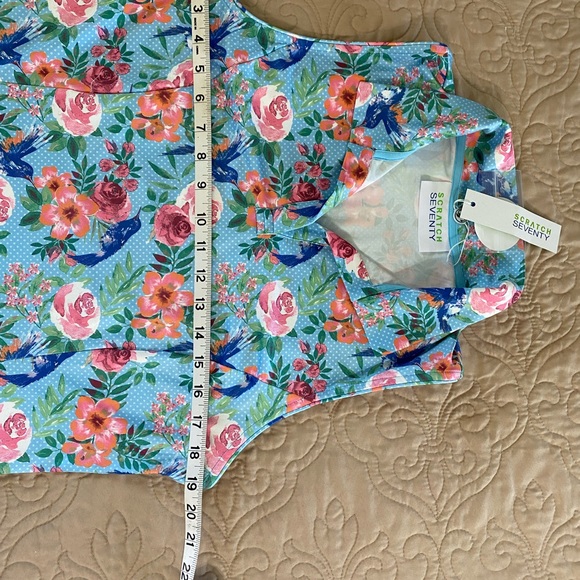 Scratch 70 Erin Sleeveless Golf Shirt - Picture 5 of 6